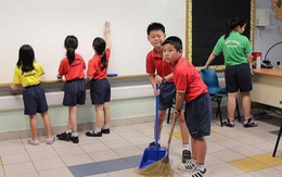 Học sinh Singapore phải tự dọn nhà ăn, hành lang trường học