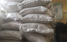 Nigeria tịch thu 2,5 tấn hàng nghi “gạo nhựa” từ Trung Quốc