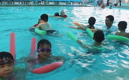 Người Úc dạy trẻ Việt ​bơi lội, phòng chống đuối nước