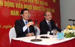 Bộ trưởng Nguyễn Ngọc Thiện: "Bóng đá VN còn lâu mới chuyên nghiệp"