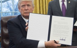 ​Ông Trump ký sắc lệnh rút Mỹ khỏi TPP