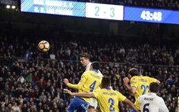 ​Ronaldo tỏa sáng, 10 người R.M thoát thua trước Las Palmas