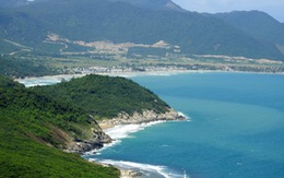 Ngắm biển xanh và đồng xanh ở Ninh Vân