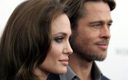 Jolie và Brad Pitt đi xăm hình lưu niệm trước khi ly hôn