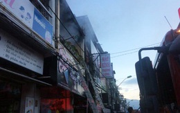 Cháy lớn trên đường Nguyễn Trãi, Nha Trang