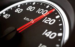 Không nên tăng tốc độ xe máy lên 70km/h