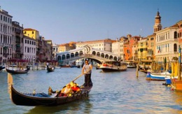Cảnh sát Venice phá âm mưu khủng bố, bắt 3 người