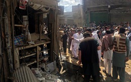 Pakistan: Taliban đánh bom xe, 22 người chết