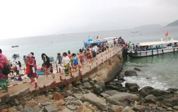 Lo ngại khi xây thêm cầu tàu trong bảo tồn biển Hòn Mun