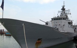 ​Tàu hải quân Hoàng gia New Zealand thăm Đà Nẵng