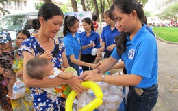 Cười lên em, sẽ vơi nỗi đau...