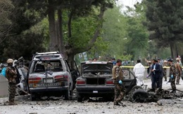 Đoàn xe NATO bị đánh bom, 8 người chết, 25 bị thương