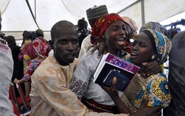 Nigeria đổi khủng bố lấy nữ sinh bị bắt cóc