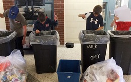 Dạy học sinh VN phân loại rác từ lớp học: khẩn trương thôi!