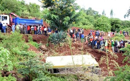 Tanzania: Xe buýt lao xuống núi, 33 học sinh tử nạn