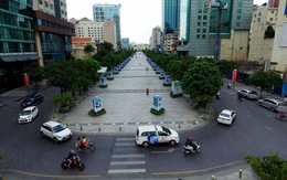 ​TP.HCM cấm toàn bộ xe ra vào đường Nguyễn Huệ