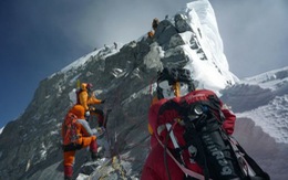 Đỉnh Everest mất đi một chặng thử thách