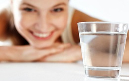 7 lợi ích cho cơ thể khi uống đủ nước hàng ngày