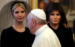 Vì sao bà Melania mặc đồ đen ở Vatican?