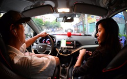 Từ "đại chiến' taxi: Sẽ khống chế lượng xe Uber, Grab