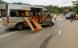 Hai ô tô tông nát đầu, một Việt kiều đã tử vong