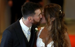 Messi và Antonella Roccuzzo hạnh phúc trong ngày cưới