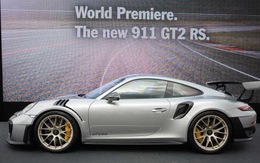 Porsche ra mắt chiếc 911 có 'tốc độ tên lửa'