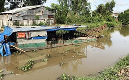 Lãnh đạo UBND phường đồng ý cho 'cát tặc' hút cát trái phép