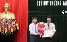 Quảng Bình thưởng học sinh hai lần giành HCV vật lý quốc tế