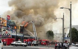 Cháy chợ cá Tsukji nổi tiếng tại Tokyo