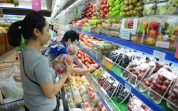 Người Việt 'rót tiền' mua trái cây ngoại