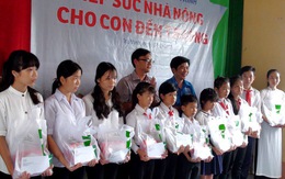 Tiếp sức cho học sinh nghèo ở Trà Vinh đến trường