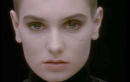 ​Ca sĩ Sinead O'Connor nức nở kể chuyện tự sát và bệnh tâm thần