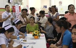 ​Việt Nam hỗ trợ Lào đào tạo bác sĩ ung thư