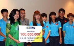 Điểm tin tối 16-8: Đội U-22 và đội nữ VN được trao tặng 200 triệu đồng