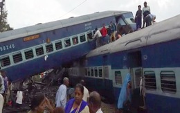 Tàu lửa Ấn Độ trật bánh, 10 người chết, hàng trăm người bị thương