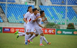 U-18 VN đặt một chân vào bán kết