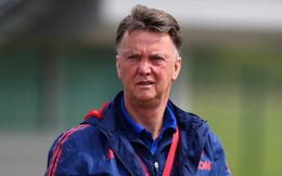 HLV Van Gaal: “Lối đá của Mourinho buồn chán hơn tôi”