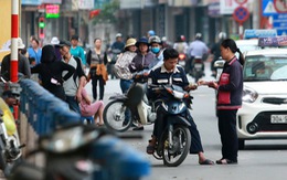 ​Sân Hàng Đẫy xuất hiện vé chợ đen trước trận Hà Nội-HAGL