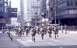 Hong Kong: Lưỡng long nhất thể