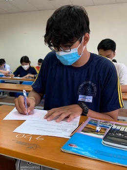 Tư vấn: Không đi thi đánh giá năng lực có được trả lại phí?
