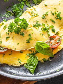 Cách làm các kiểu trứng omelet thơm ngon cho bữa sáng