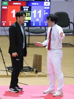Hy hữu: Võ sĩ taekwondo Hàn Quốc bị xử thua khi đang dẫn 11-1
