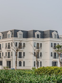Giá chung cư Hà Nội neo cao, nhà đầu tư quay sang đất nền, nhà thấp tầng