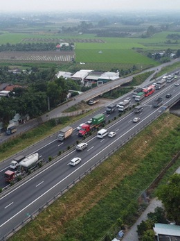 Tai nạn, ùn tắc giảm trên quốc lộ, cao tốc phía Nam dịp Tết, vì sao?