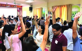 "Quyền lực" của phụ huynh và "nỗi sợ" của người thầy
