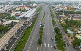 9 cầu bộ hành nối metro đến 'ngõ' dân cư đang thi công ra sao?