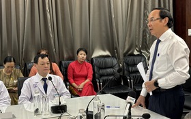 Bí thư Thành ủy Nguyễn Văn Nên thăm, chúc Tết tại Bệnh viện Chợ Rẫy
