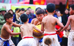 Sắc màu lễ hội