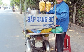 ​Chú bắp rang bơ